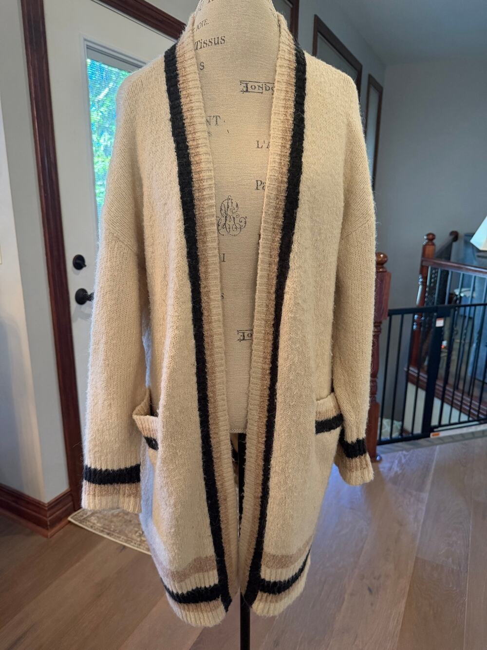 Dreamers Women’s M/L Cream Black Striped Long Open Front Cardigan Sweater